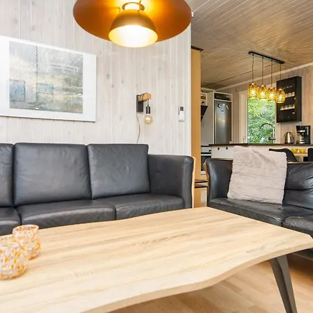 7 Person Holiday In Oksb L Hébergement de vacances